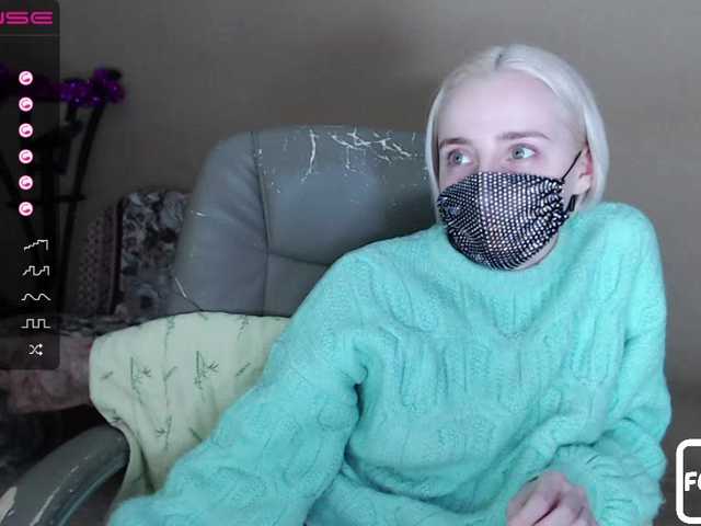 Fotod MaskaLady hello.I'm Elya ^ _ ^ lovens works from 1 token! jerking off to tokens you will like my sounds ) in private: dancing, dildo, cock sucking, fisting, domination, submission! (up to private 250 tokens per chat!) 50000 help me