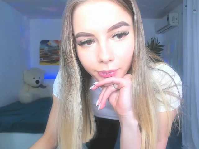 Ringhäälingupildid MayaTheLove