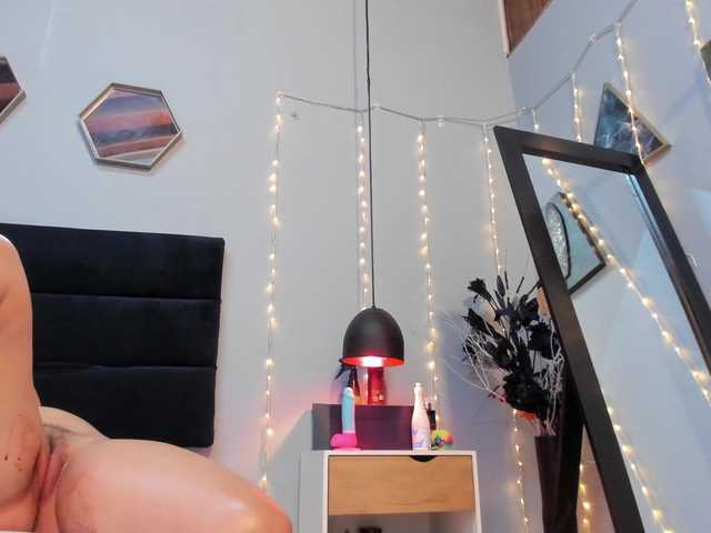 Ringhäälingupildid Megan-zc