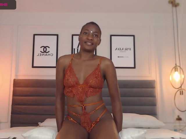 Ringhäälingupildid MeganHart