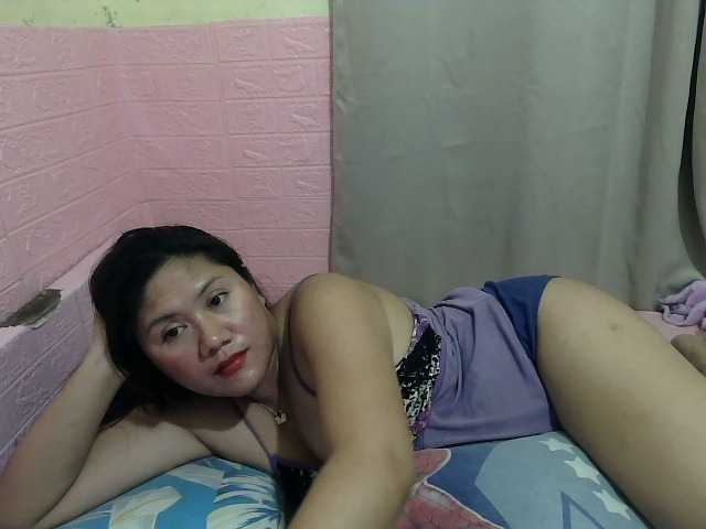 Fotod Meggie30 Hello! Welcome to my room let me know what can i do to get you in a right mood!