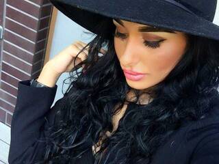 Erootiline videovestlus meggiea