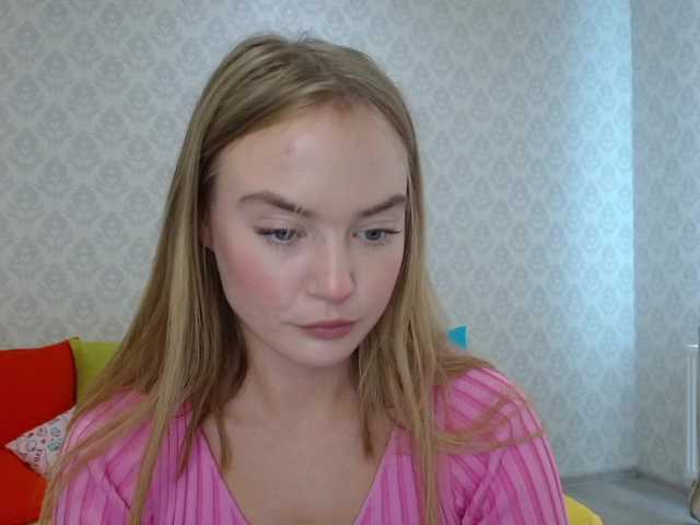 Ringhäälingupildid MeggyWaiss