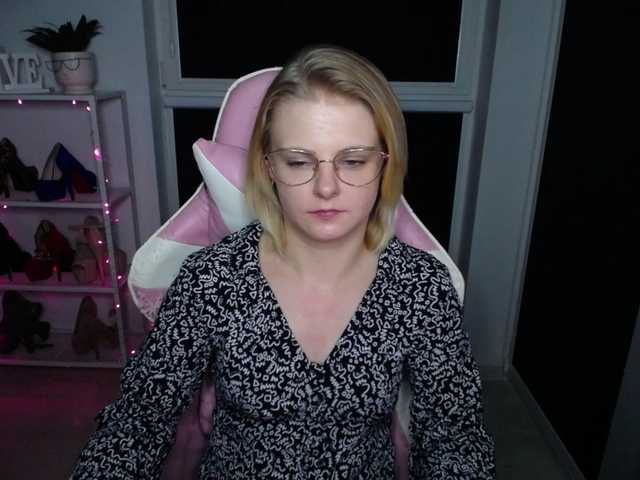 Ringhäälingupildid MelissaErotic