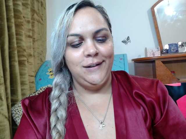 Fotod mellydevine Your tips make me cum ,look in tip menu and control my toy or destroy me 11, 31, 112 333 / be my king, be the best Mwahhh #smoke #curvy #belly #bbw #daddysgirl