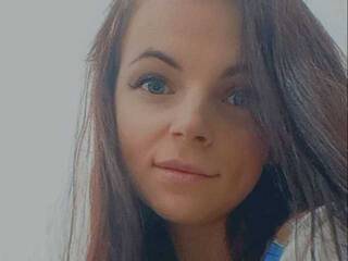 Erootiline videovestlus MensonAlice