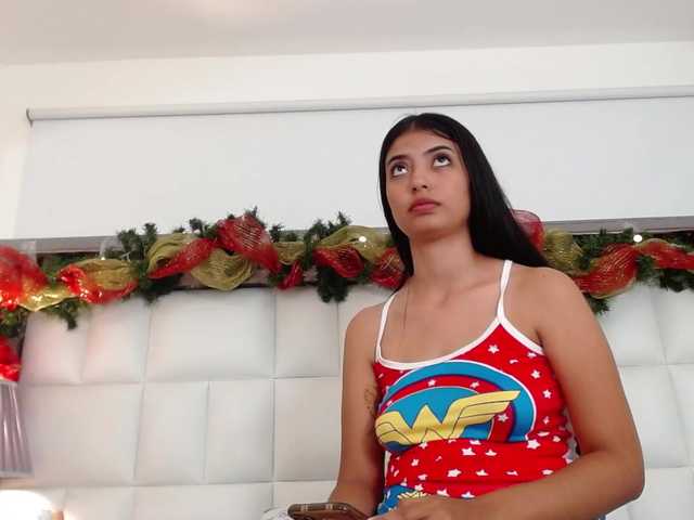 Ringhäälingupildid MiaConte