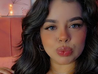 Erootiline videovestlus MiahJoness