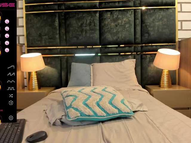 Ringhäälingupildid MiiaJones