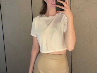 Erootiline videovestlus Milan-a-mil