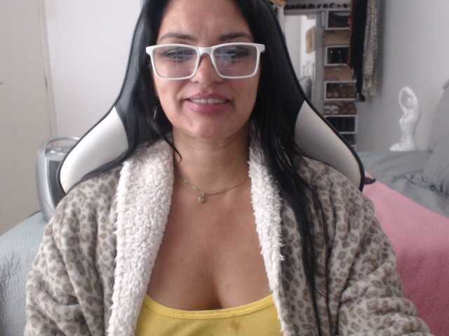 Fotod MILFBRZIL desçam pro play, bora brincar.