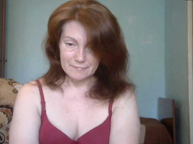 Fotod MilfCarrliena Classic milf lets have some hot chat ! pvt , tips are welcome .* no russian