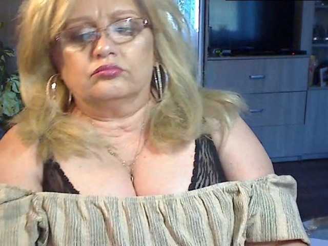 Fotod MilfKarla Hi boys, looking for a hot MILF on a wheelchair..? if you want to make me happy, come to me;)