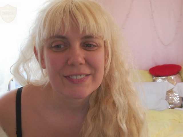 Fotod YoungMistress Lovense ON 5 tok. FOLLOW MY TWITTER @sunnysylvia5 I am Sexy with natural beauty! Long nipples 4cm and pussy with big lips and loud orgasm in private! Like me- put love, give gifts