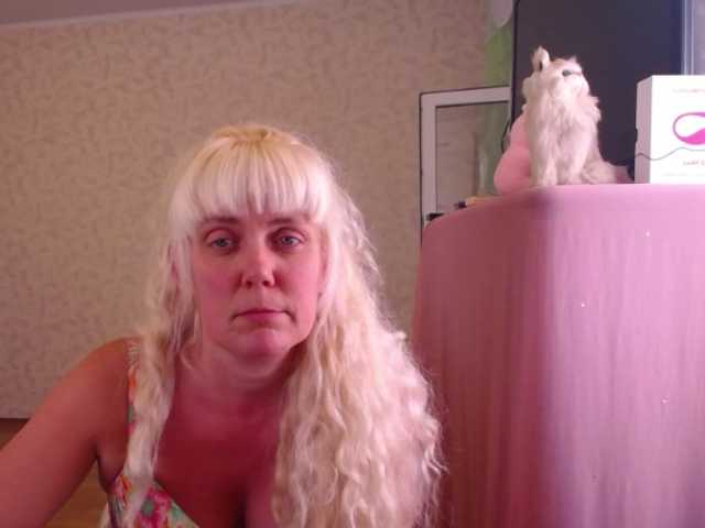 Fotod YoungMistress Lovense ON 5 tok. FOLLOW MY TWITTER @sunnysylvia5 I am Sexy with natural beauty! Long nipples 4cm and pussy with big lips and loud orgasm in private! Like me- put love, give gifts