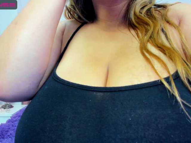 Fotod MillyHerder Hello guys welcome to my room #slave #mistress #bigboobs #spitboobs #anal #playpussy #18 #chubby #fuckmachine