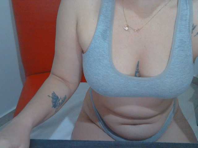 Ringhäälingupildid mimisexxxa