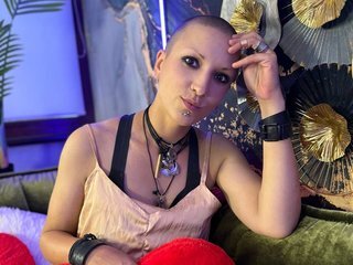 Erootiline videovestlus MiraMoonn