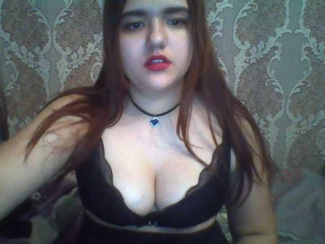 Fotod MirandaWilss Hey guys!:) Goal- #Dance #hot #pvt #c2c #fetish #feet #roleplay Tip to add at friendlist and for requests!