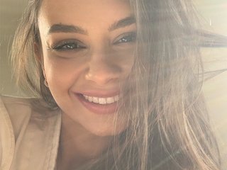 Erootiline videovestlus Miss-Medison