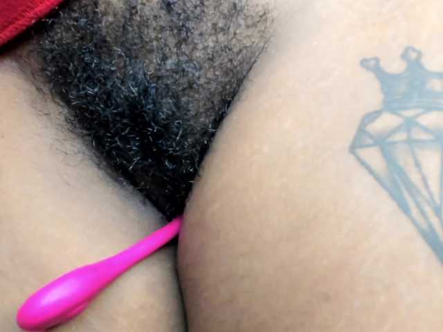 Fotod MissBlackCandy hairy#squirt #hairy #feet #bush #ebony
