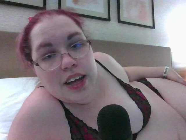 Fotod MissMorrigan Come Hang Out - Chill with me, Tell Me A Joke!