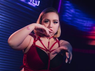Erootiline videovestlus MistressOfYours