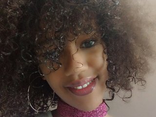Erootiline videovestlus MoanaFrenchy