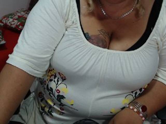 Ringhäälingupildid monalindagold