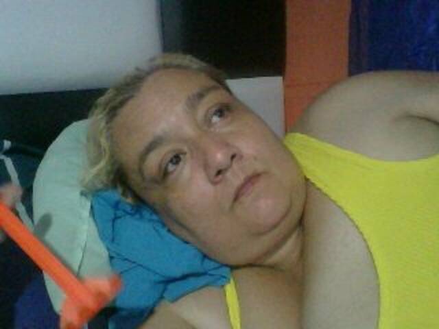 Ringhäälingupildid monalindagold