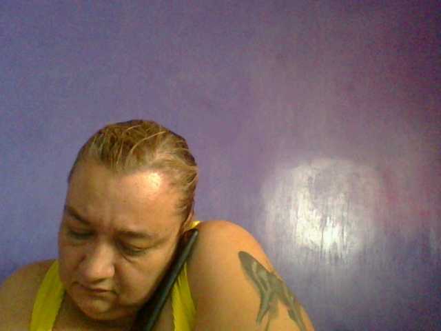 Ringhäälingupildid monalindagold