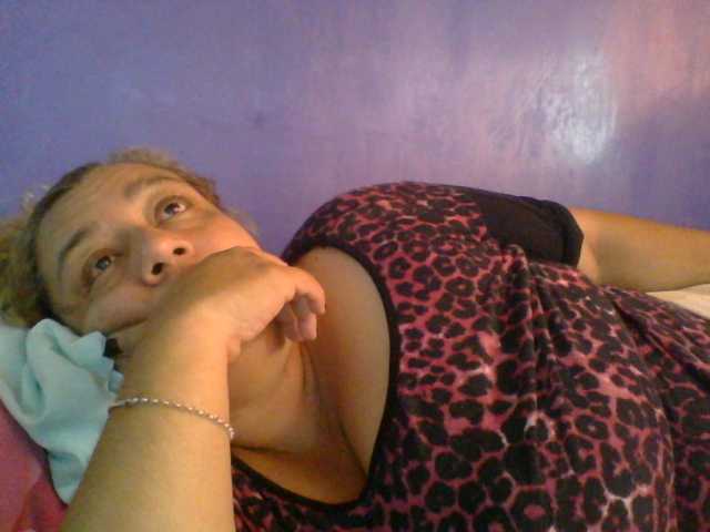 Ringhäälingupildid monalindagold