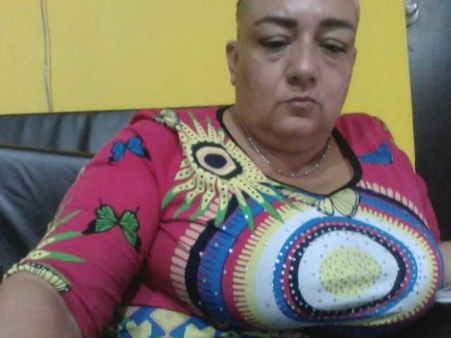 Ringhäälingupildid monalindagold