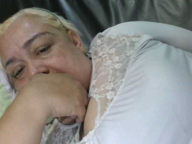 Ringhäälingupildid monalindagold