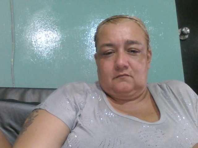 Ringhäälingupildid monalindagold