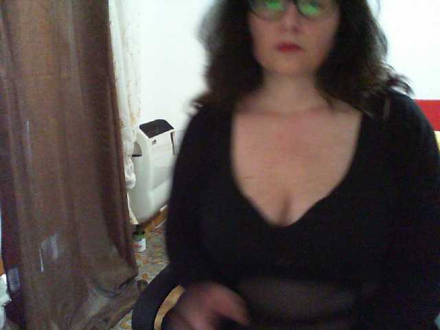 Fotod Monella2 30 tk flash boobs,50tk flash pussy,c2c only privat show,stand up 30 tk,no private tip thank you.