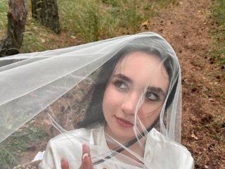 Erootiline videovestlus MonicaBrownie