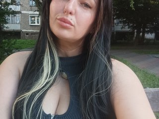 Erootiline videovestlus MonicaMilf