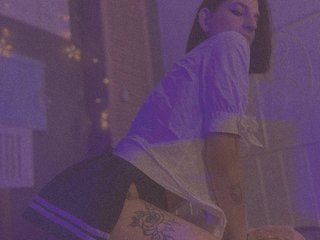 Erootiline videovestlus Alice_Moon