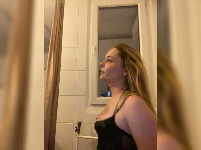 Ringhäälingupildid moongirl