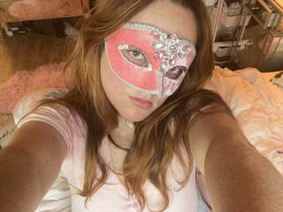 Erootiline videovestlus mslaneyjane