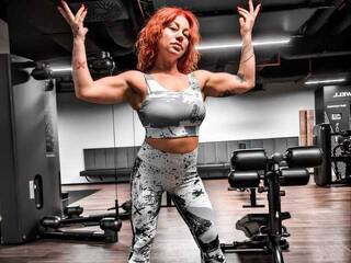 Erootiline videovestlus MuscularMommy