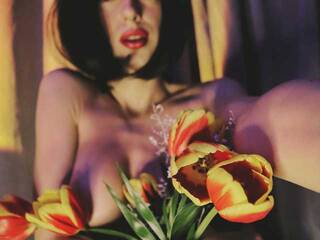 Erootiline videovestlus Mussaenda