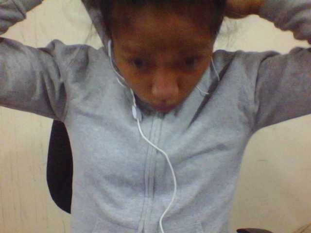 Ringhäälingupildid Myahkittie