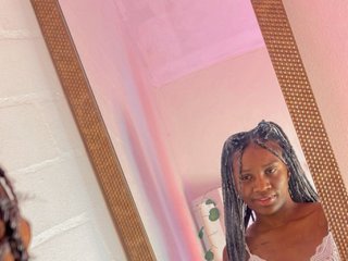 Erootiline videovestlus NahomiHix