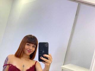 Erootiline videovestlus NaiveCallie