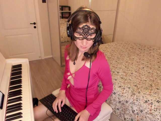 Fotod PianoGirl Hi everyone. I am Anastasia :) 101 Take off dress, 102 put on dress, 103 change the dress, 70 autodj - dance, 1001 - to cut the dress my choice, 3001 - to cut the dress your choice, 10001 - take off mask