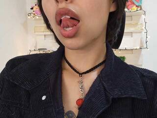 Erootiline videovestlus NanaRott01