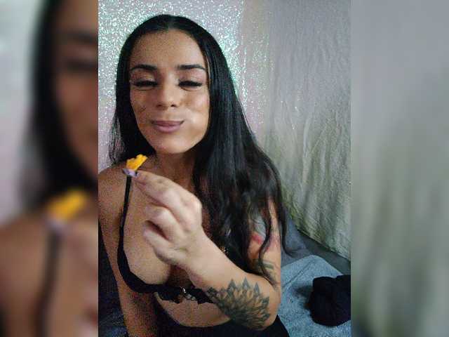 Ringhäälingupildid NatashaDiore