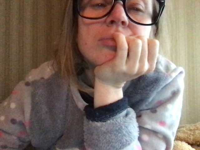 Ringhäälingupildid naturalblonde